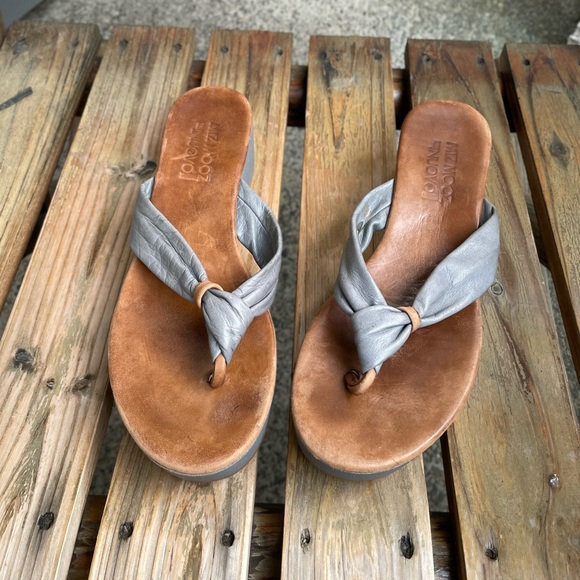 MIZ MOOZ Inuovo Gray Leather Wedge Sandal Flip Flop Thong Womens US 10 EUR 41 - Picture 9 of 15